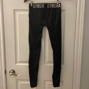 Gym shark leggings size small